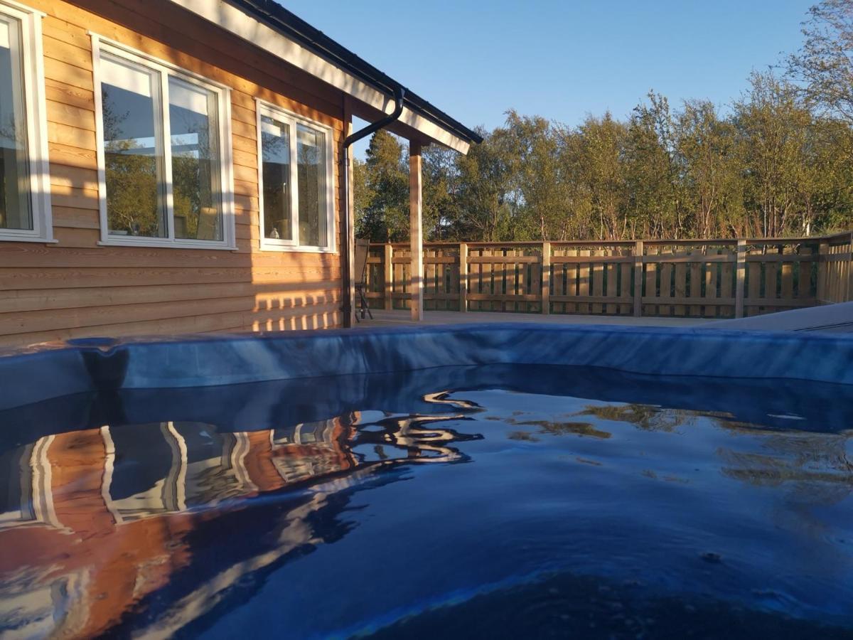 אקורירי Hotel Kjarnalundur- Aurora Dream - Lodges And Rooms מראה חיצוני תמונה